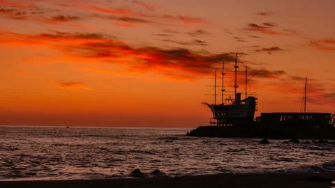 The sunrise time laps of Jeongdongjin famous for sunrise. Zoom in 스톡 동영상 145926853