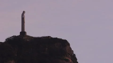 Sunrise time lapse of art deco Christ the Redeemer statue in Rio de Janeiro Stock Footage 131373156