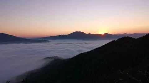 Sunrise time lapse in the mountains Video stock 140452344