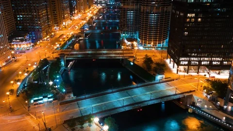 Sunrise time-lapse over the Chicago river Stock Footage