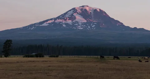 Sunrise time lapse over mountain Stock-Footage 165240268