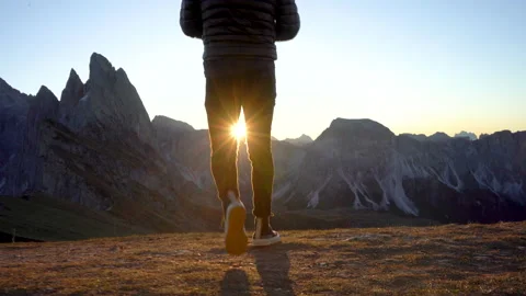 Sunrise on top of mountain in freezing cold. Stock Footage 143364589