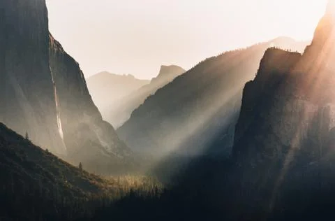 Sunrise in the Valley 스톡 사진