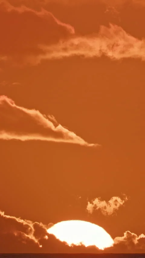 Sunrise Vertical Clouds Sky, Amazing Clear Summer Morning Dawn Brilliant Light Video stock 301042582