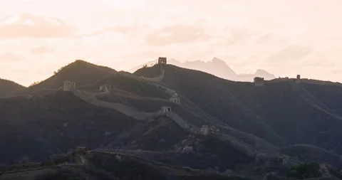 Sunrise View, the Great Wall (Time-lapse) 動画素材 132474798