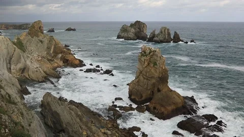 Sunrise view of Playa de la Arnia, Cantabria, Spain. Stock-Footage 98473060