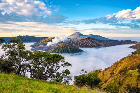 Sunrise at volcano Bromo, Java island, Indonesia. Foto stock