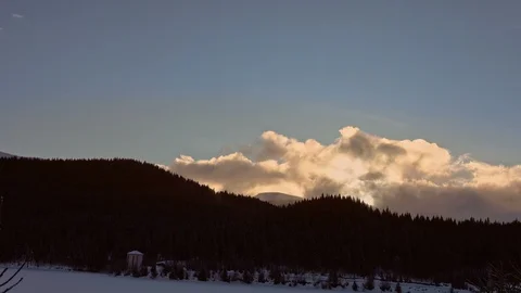 Sunrise in the winter mountains landscape 库存影片 87222250