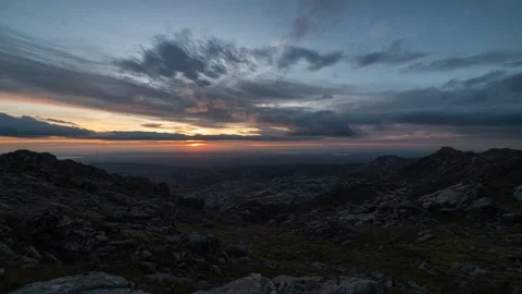 Sunriseinthemountains Stock-Footage 311663501