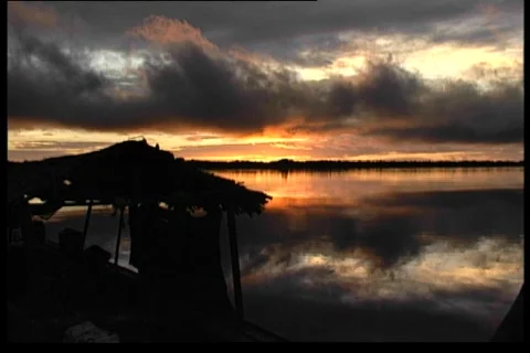 Sunrises (Amazon's river) 動画素材 67241