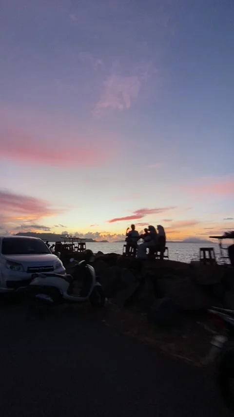 Sunset 6 Stock Footage 211805033