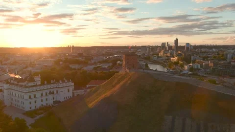 Sunset aerial view of Gediminas Tower, Vilnius, Lithuania 스톡 동영상 247625855