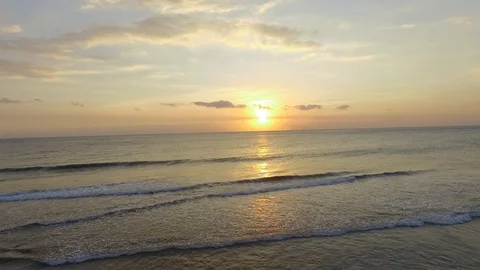 Sunset and Beach Vídeo Stock 128414562