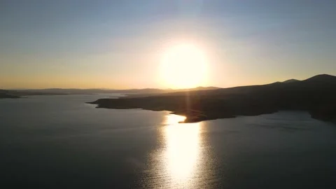 Sunset and Boat on the Sea Vídeo Stock 204828114