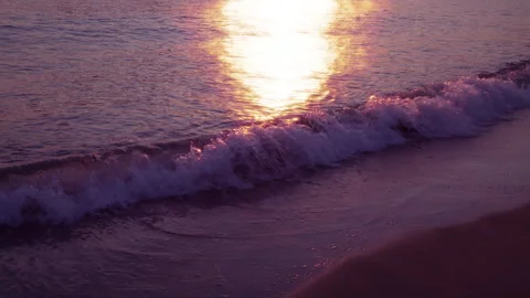 Sunset and light reflections in the sea in the evening sun 動画素材 260172465