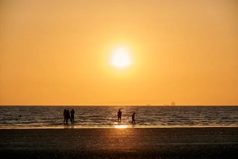 Sunset and people Stock-Fotos