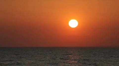 Sunset and sea Stock-Footage 728933