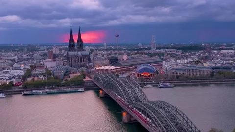 Sunset and storm clouds over Cologne, View of Cologne Cathedral Stock-Footage 250794595