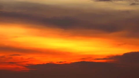 Sunset and sun light back on red cloud on sky in evening Stock Footage 138733912