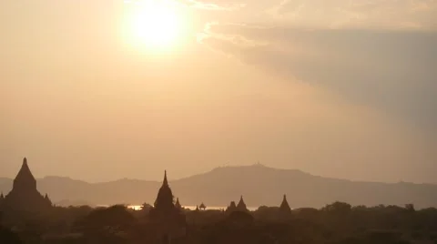 Sunset in Bagan of Myanmar panoramic dolly shot slight time lapse Stock Footage 61404366