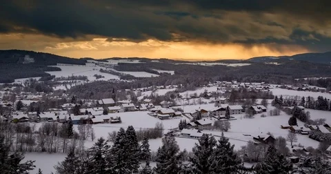 Sunset in the Bavarian Forest, time lapse 스톡 동영상 85346729