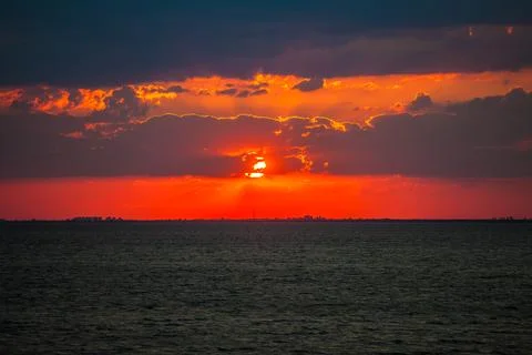 Sunset on the beach with beautiful sky 库存照片