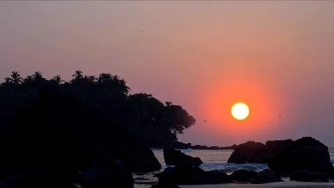 Sunset on a beach 動画素材 105449097