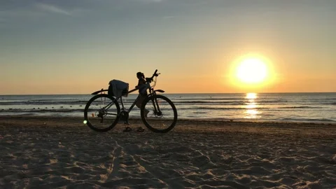 Sunset beach Stock Footage 140837978