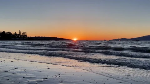 Sunset at the beach Video stock 237108876