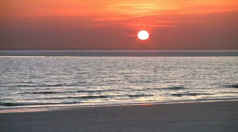 Sunset at beach (time-lapse) Stock Footage 708733