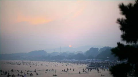 Sunset on the beach. Timelapse Stock Footage 499172