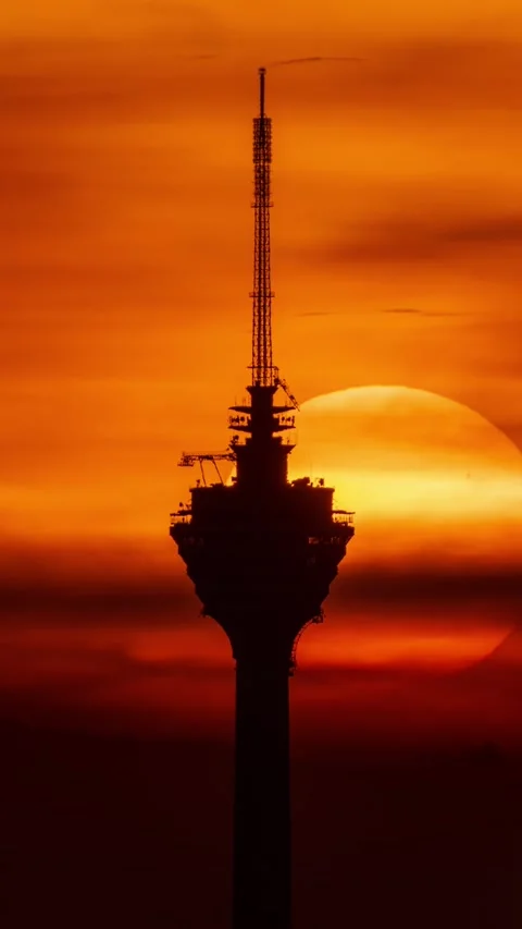 Sunset behind KL Tower time lapse background Stock Footage 338273431