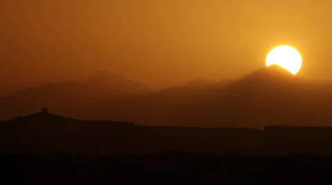 Sunset behind the mountains in Hurghada, Egypt Stock Footage 36934723