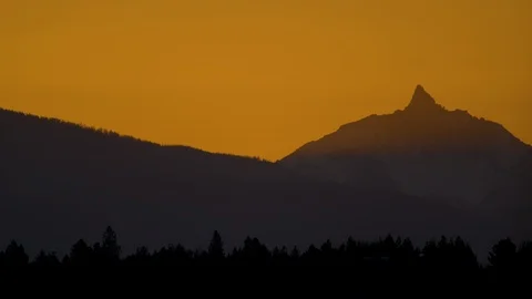Sunset in Bend from Pilot Butte 5 Stock Footage 90528610
