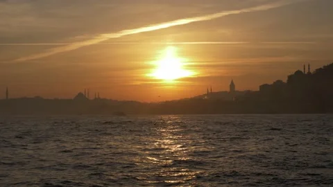 Sunset between Galata Tower and mosque Stock Footage 166156066