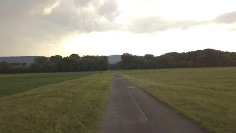Sunset on the bicycle road Vídeos de archivo 94481935
