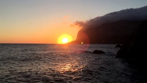 Sunset on the Black sea in real time Stockbeeldmateriaal 69772326
