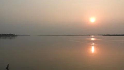 Sunset in Brahmaputra River 스톡 동영상 248497042