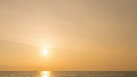 The sunset with brilliant colors in the cloudscape in this desert time lapse Stock Footage 153381357