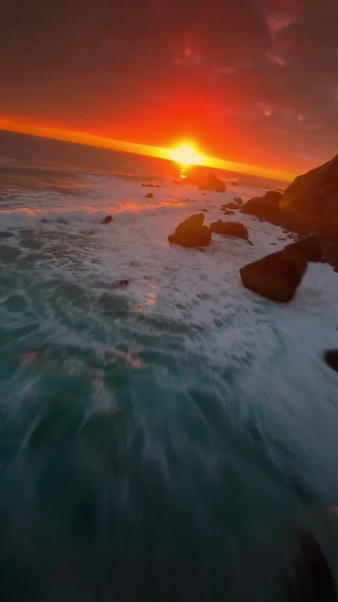 The sunset is calling 库存影片 331195974