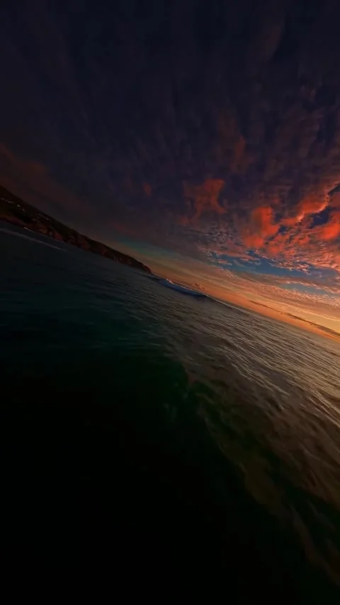 The sunset is calling 库存影片 331196025