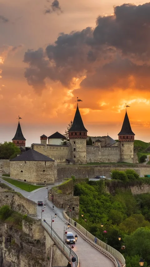 Sunset at the castle of Kam'yanets'-Podil's'kyi Stock Footage 293154679
