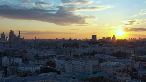 Sunset in the center of Moscow. Video stock 106620910
