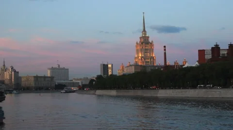 Sunset in city center 스톡 동영상 68740809