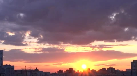 Sunset in the city. 스톡 동영상 54954144