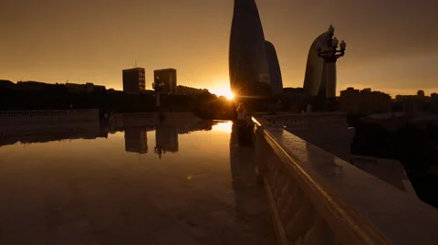 Sunset in the city  Stockbeeldmateriaal 62405522