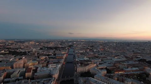 Sunset cityscape view, panoramic view of Saint Petersburg at dusk 库存影片 319865958