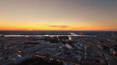 Sunset cityscape view, panoramic view of Saint Petersburg at dusk 库存影片 319865978