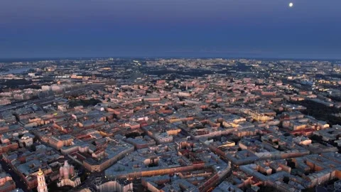 Sunset cityscape view, panoramic view of Saint Petersburg at dusk 库存影片 319866088