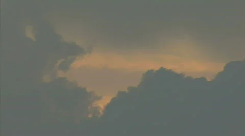 Sunset clouds 2 tl hdp Video stock 493535